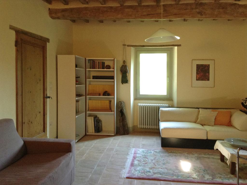 La Doccia Hotel Ангиари Екстериор снимка