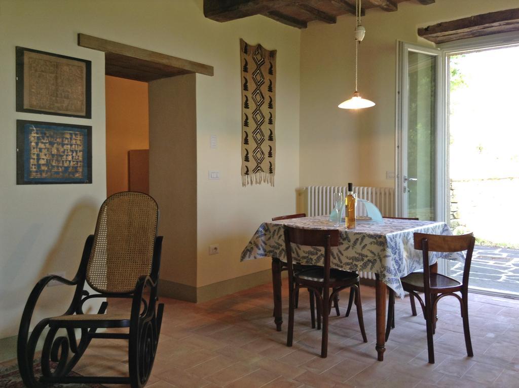 La Doccia Hotel Ангиари Екстериор снимка